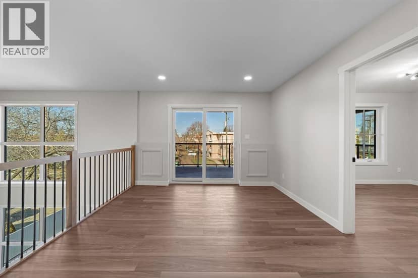 4907 53 Street — photo 11 of 32