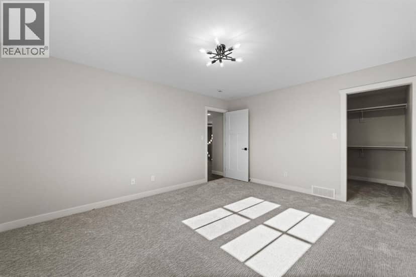 4907 53 Street — photo 22 of 32