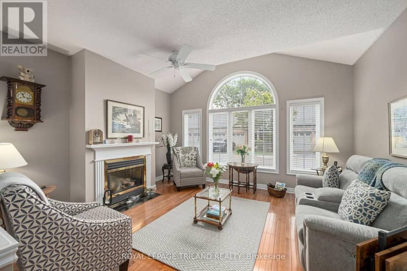 252 - 2025 Meadowgate Boulevard — photo 6 of 40
