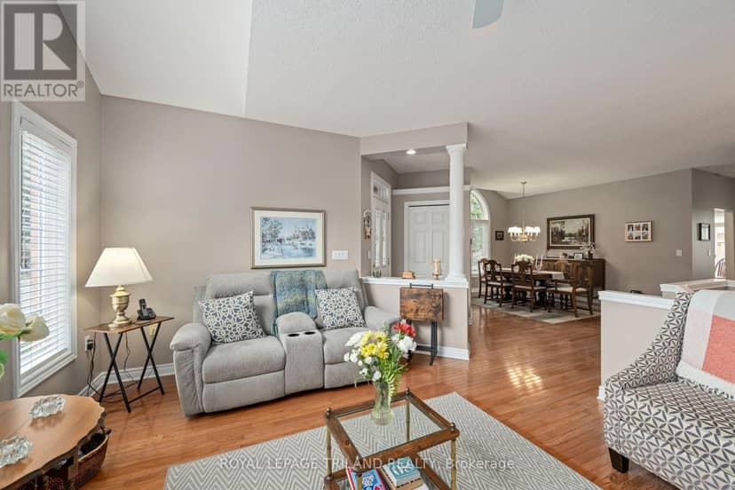252 - 2025 Meadowgate Boulevard — photo 8 of 40