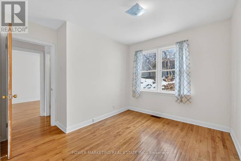944 Eve Street — photo 25 of 40