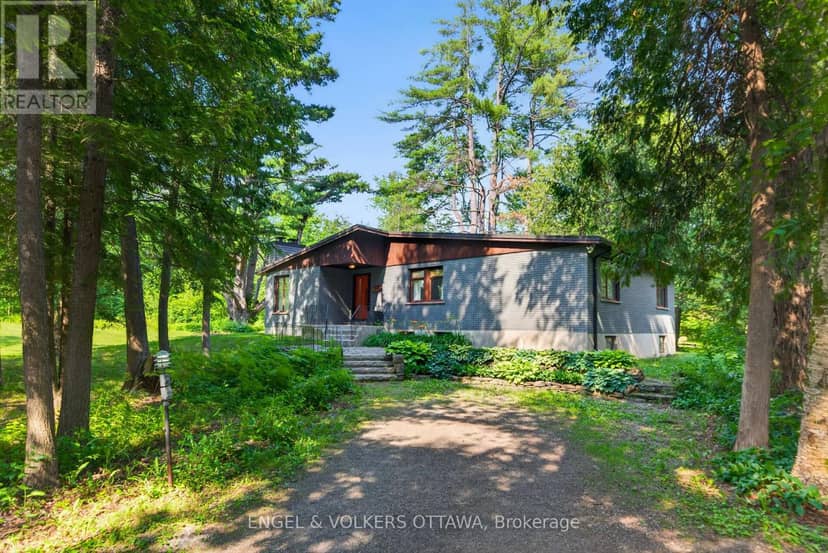 4167 Farmers Way — photo 2 of 40