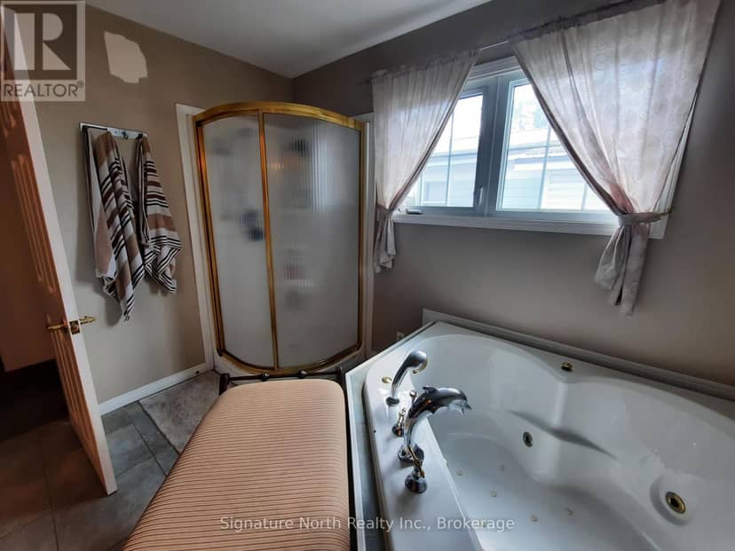 612 Main Street — photo 14 of 34