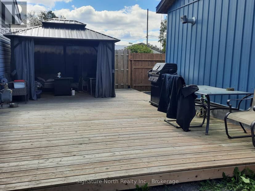 612 Main Street — photo 15 of 34
