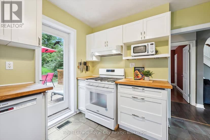 194 Grove Street — photo 18 of 40