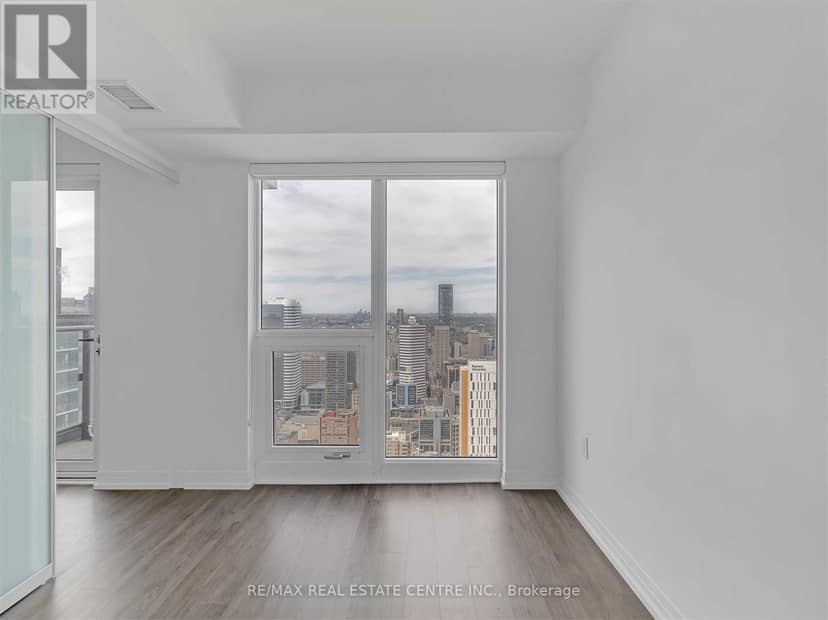 4709 - 251 Jarvis Street — photo 12 of 19