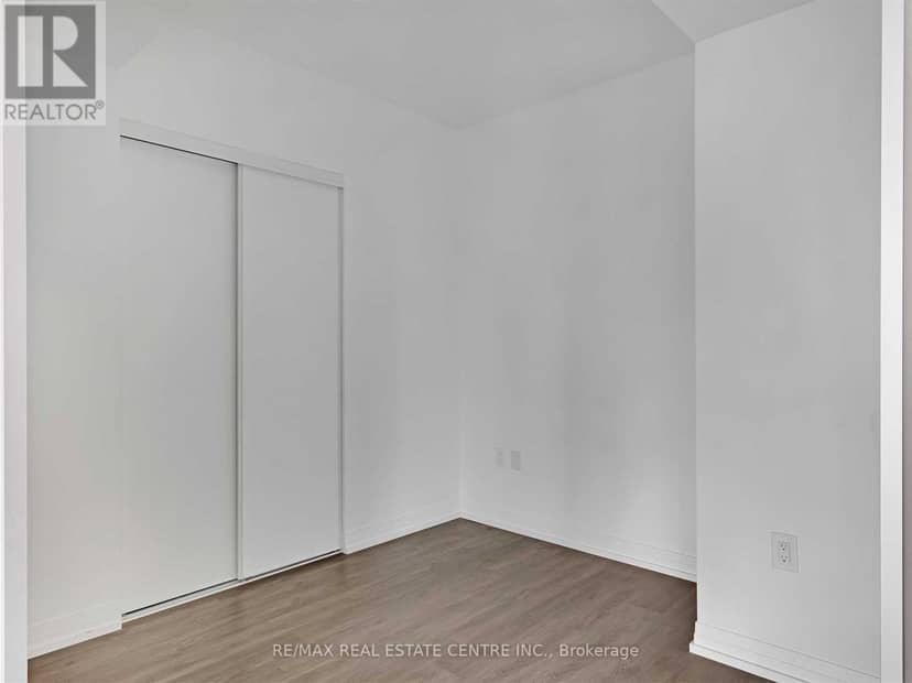 4709 - 251 Jarvis Street — photo 5 of 19