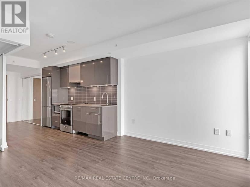 4709 - 251 Jarvis Street — photo 8 of 19
