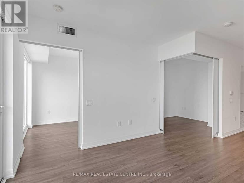 4709 - 251 Jarvis Street — photo 9 of 19