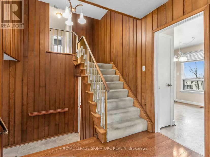 62 Dukinfield Crescent — photo 13 of 24