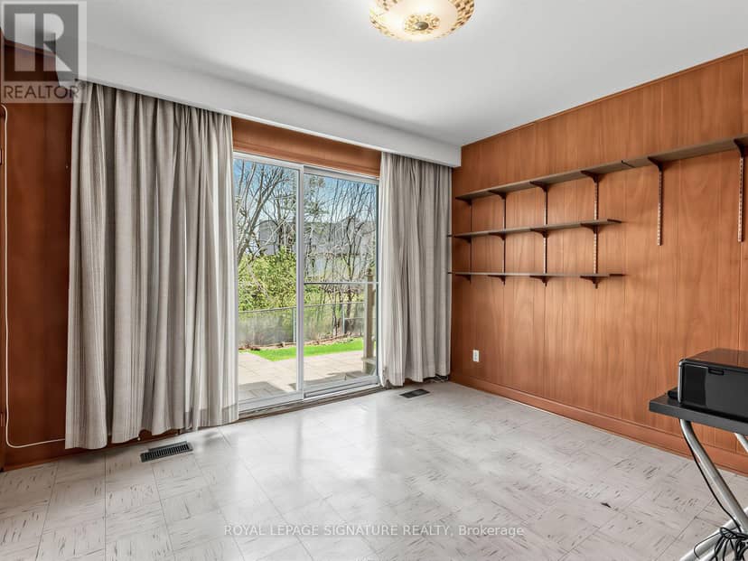 62 Dukinfield Crescent — photo 17 of 24