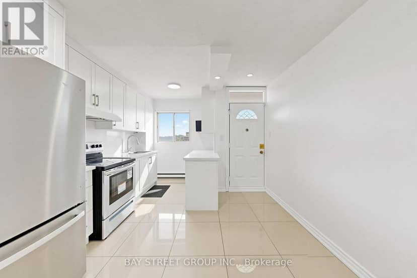302 - 55 Sunny Glenway — photo 6 of 39