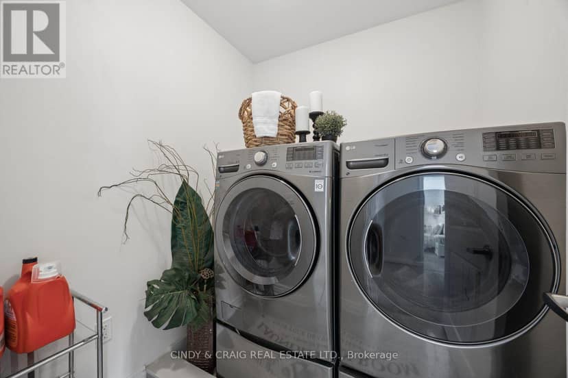 27 Elmer Adams Drive — photo 15 of 18