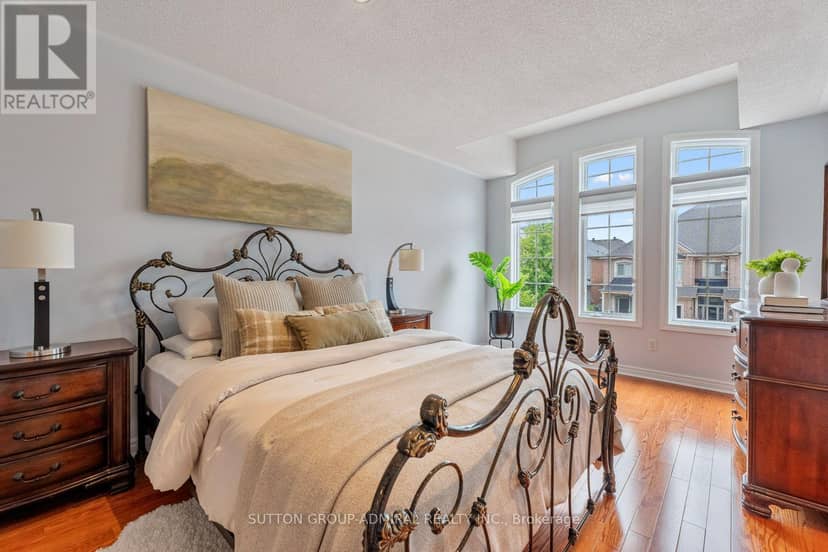 37 Kingsbridge Circle — photo 18 of 40
