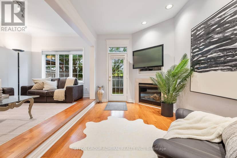 37 Kingsbridge Circle — photo 9 of 40