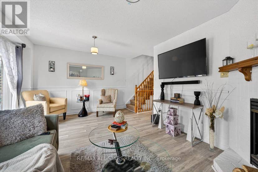 3 - 119 Spring Road — photo 16 of 40