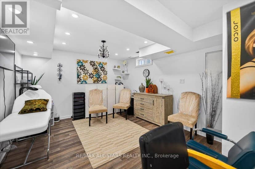 3 - 119 Spring Road — photo 34 of 40