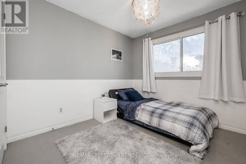 63 Oakridge Drive — photo 28 of 40
