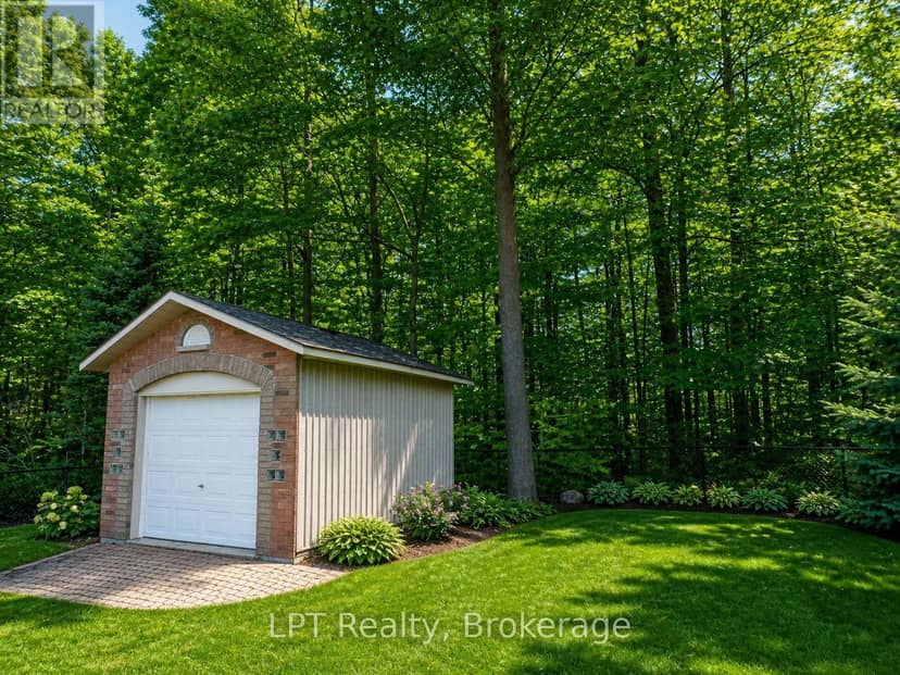 10 Vicari Road — photo 27 of 34
