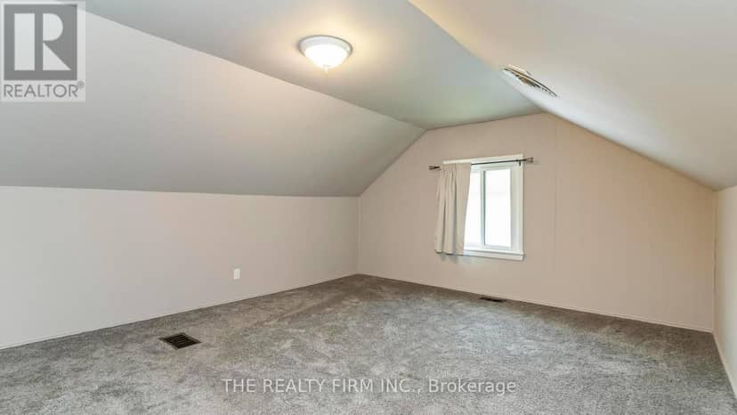 123 Elliott Street — photo 17 of 40