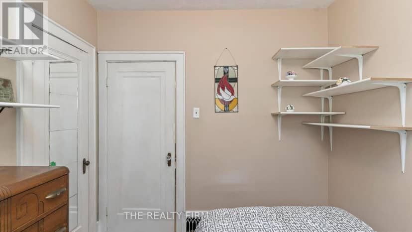 123 Elliott Street, London East, photo 6