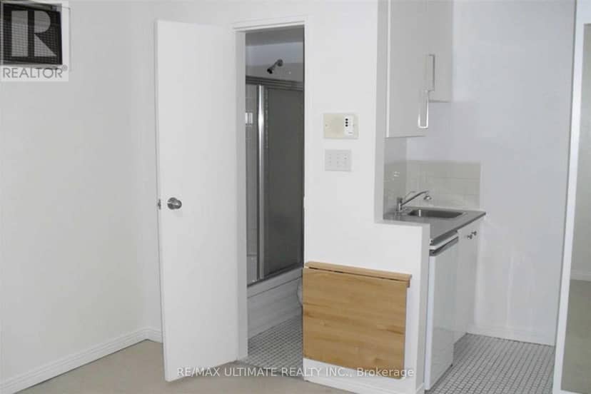 93 Spadina Road — photo 22 of 40