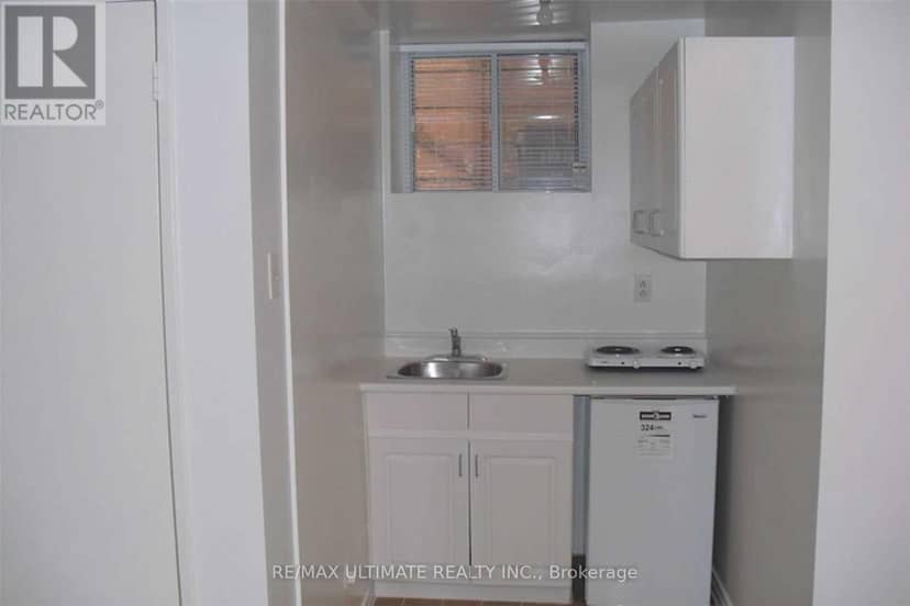 93 Spadina Road — photo 13 of 40