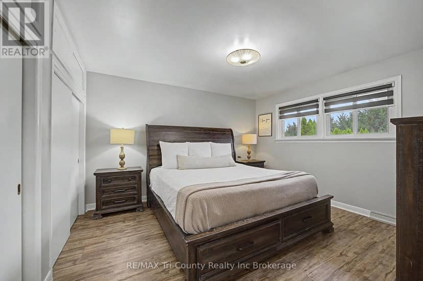 34 Albert Street — photo 25 of 40