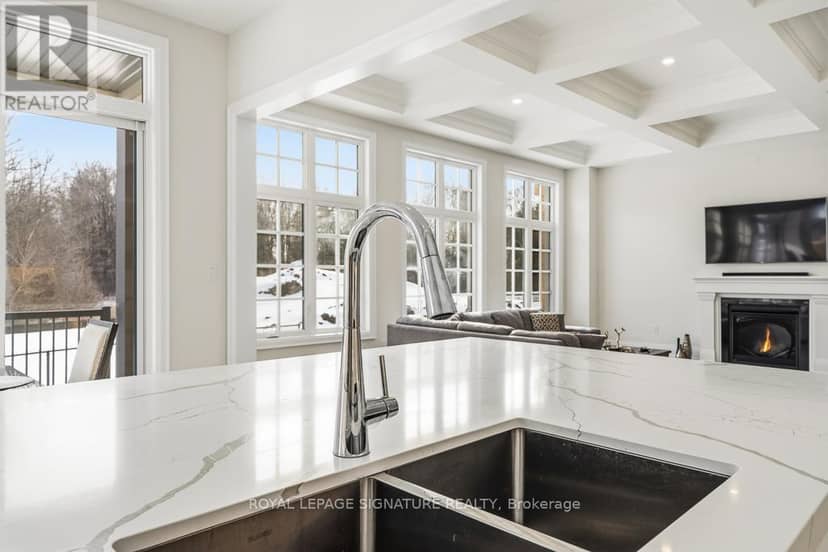 16 Gianvito Crescent — photo 7 of 36