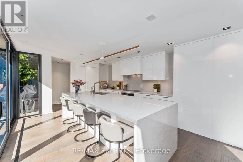 71 Dorengate Drive — photo 16 of 40