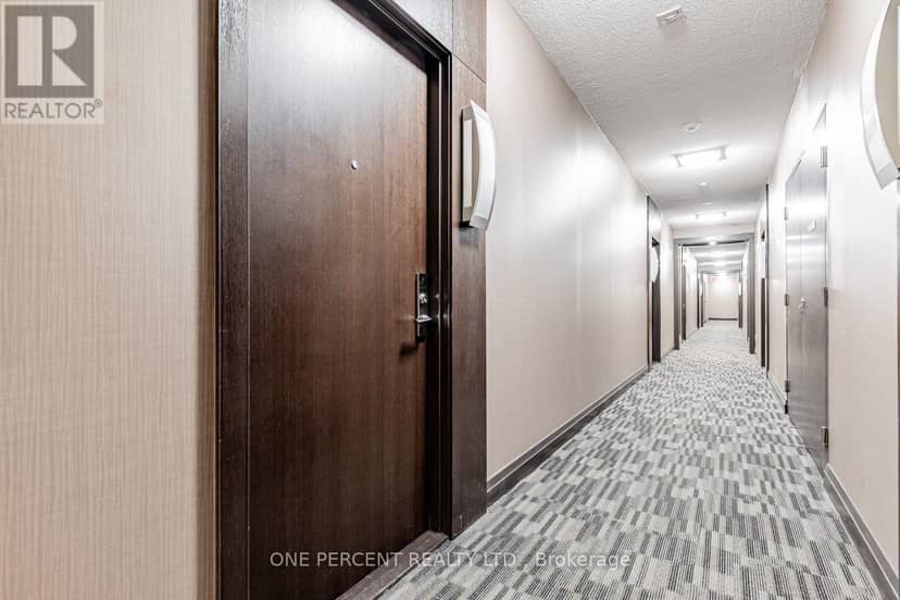 401 - 21 Upper Duke Crescent, Markham, photo 5