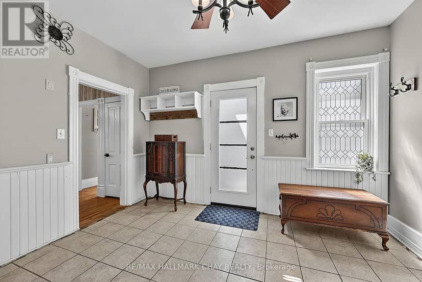8128 Main Street, Adjala-Tosorontio, photo 7