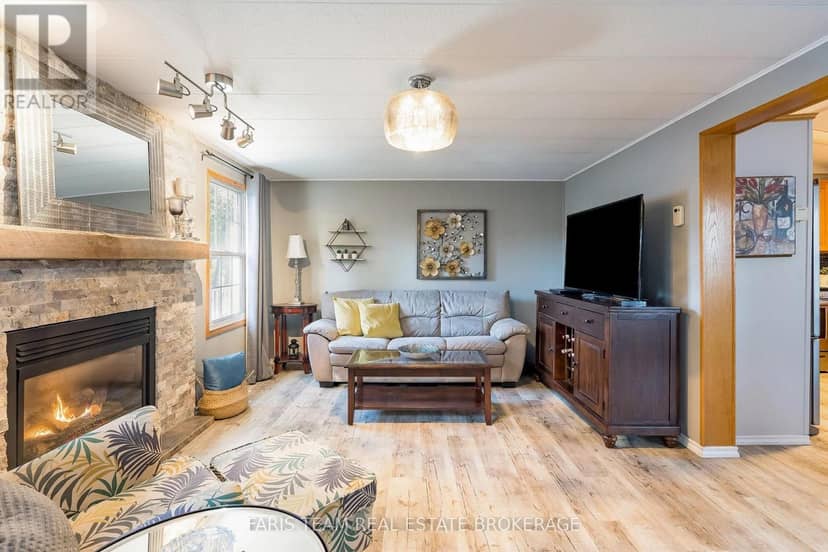 3 St James Place — photo 13 of 40