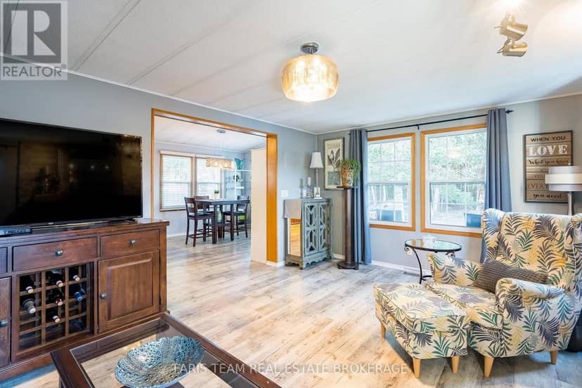 3 St James Place — photo 14 of 40