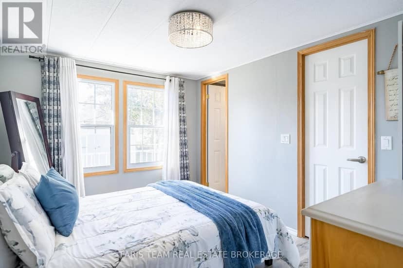 3 St James Place — photo 17 of 40