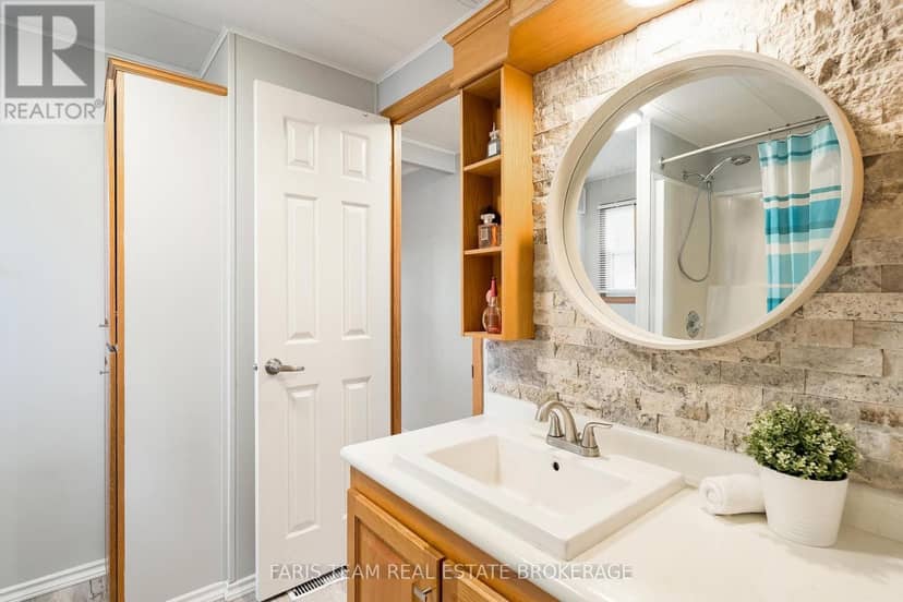 3 St James Place — photo 19 of 40