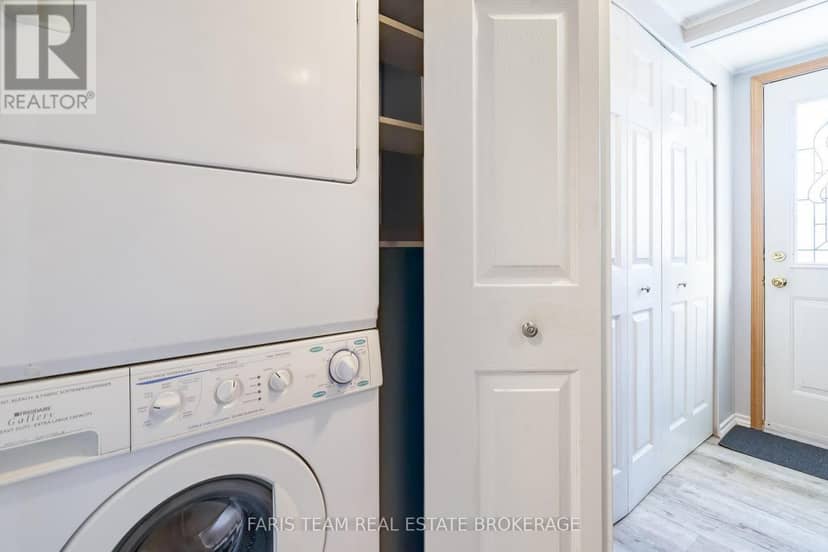 3 St James Place — photo 21 of 40