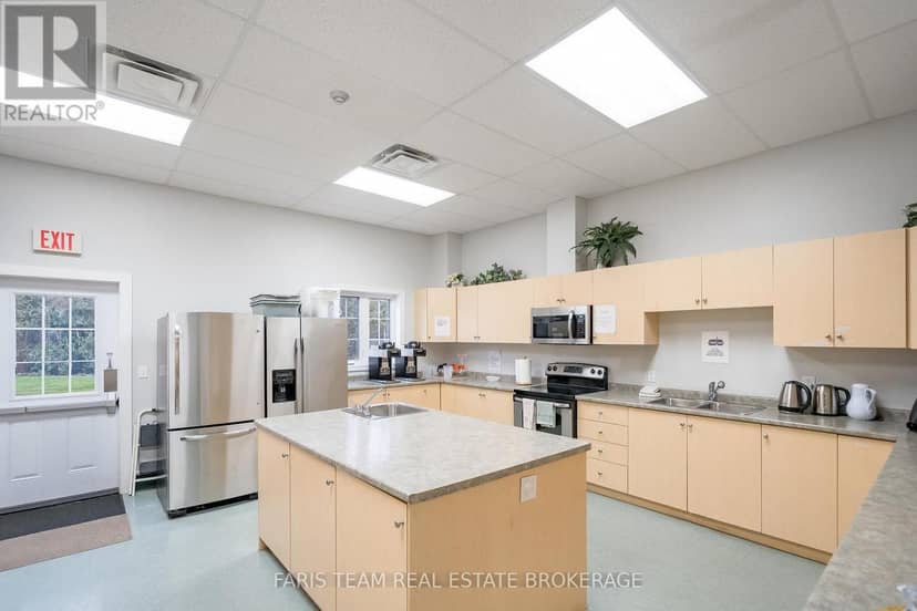 3 St James Place — photo 36 of 40