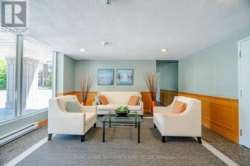 PH403 - 30 Anglesey Boulevard, Toronto, photo 7