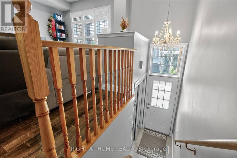 7201 Triumph Lane, Mississauga, photo 4