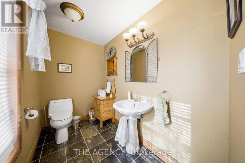 30 Goodfellow Crescent — photo 20 of 40