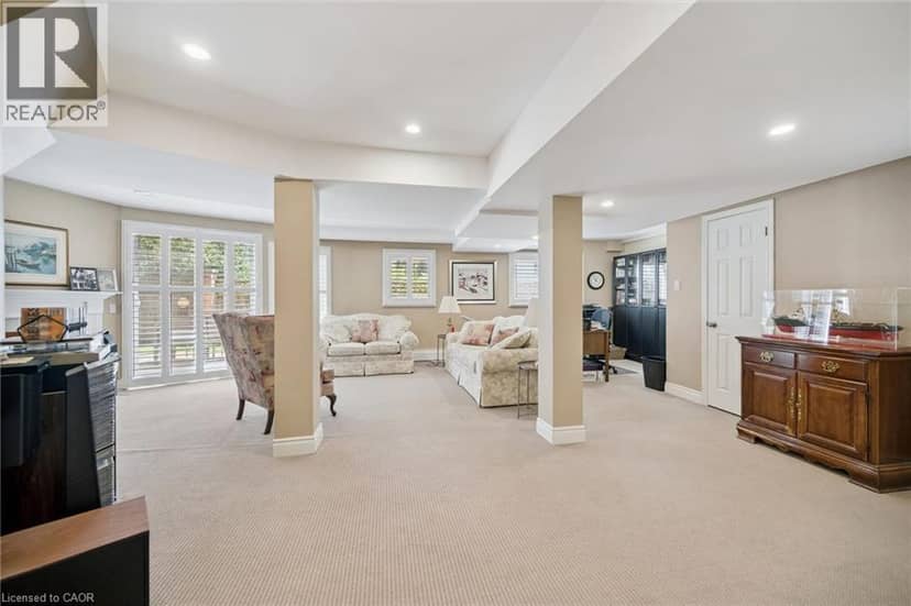 2155 DUNCASTER Drive Unit# 8 — photo 31 of 40