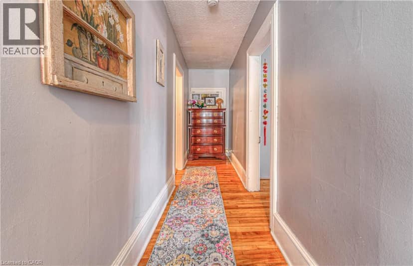 156 GRAND Avenue S — photo 16 of 34