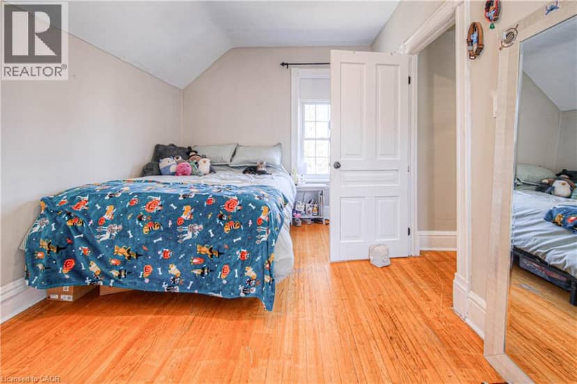 40 JOHN Street — photo 12 of 30