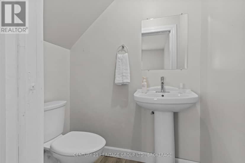 436 Division Street — photo 14 of 28