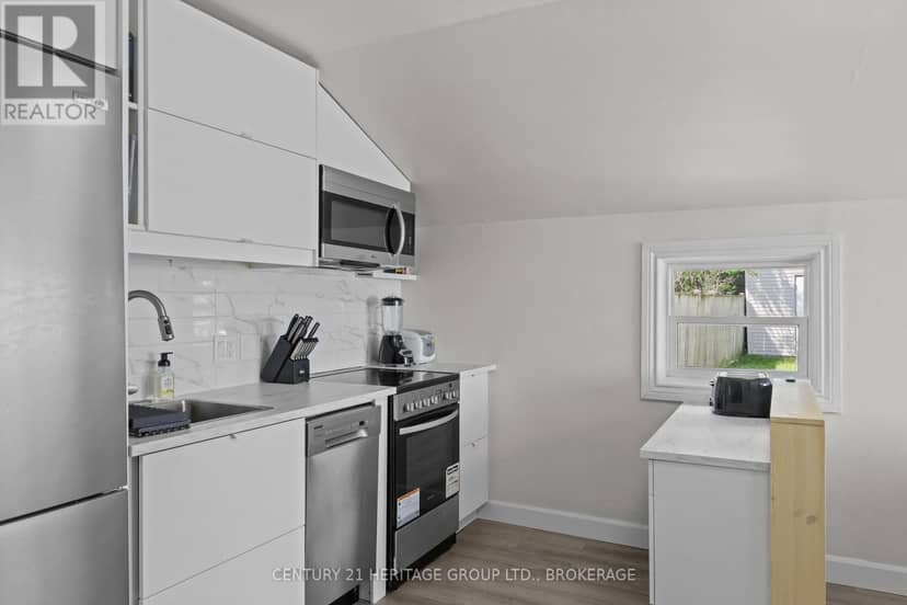 436 Division Street — photo 9 of 28