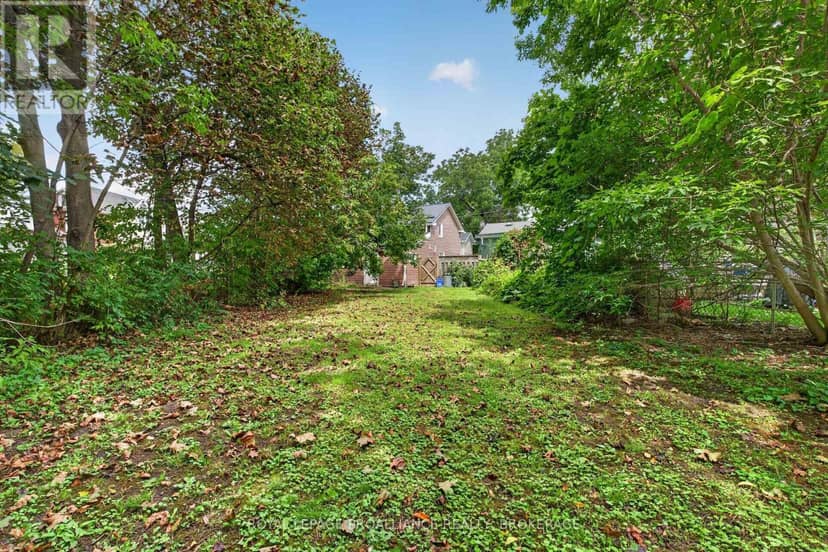 196 York Street — photo 20 of 23