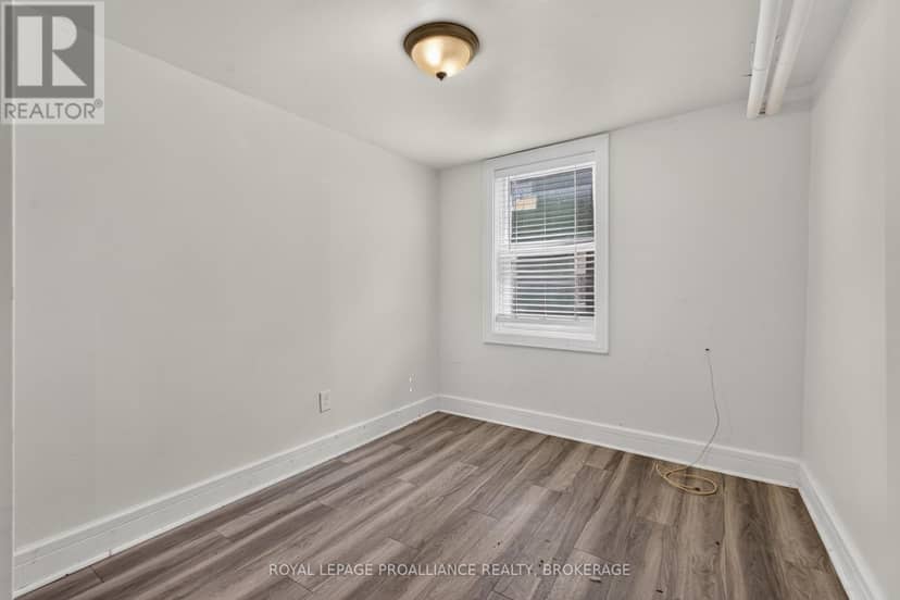 196 York Street — photo 9 of 23