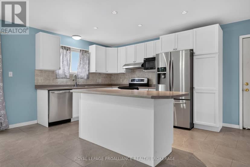 1023 Browns Road — photo 14 of 39