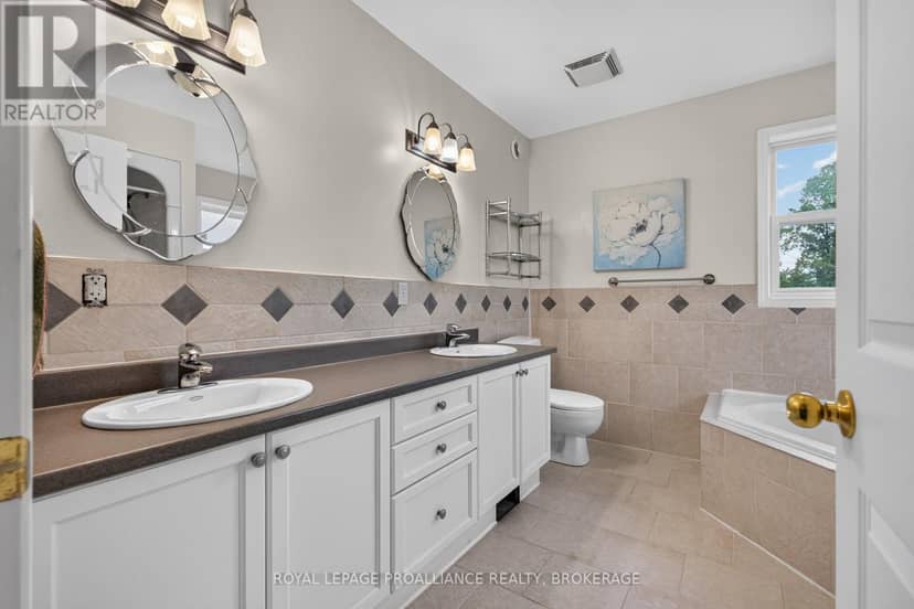 1023 Browns Road — photo 17 of 39